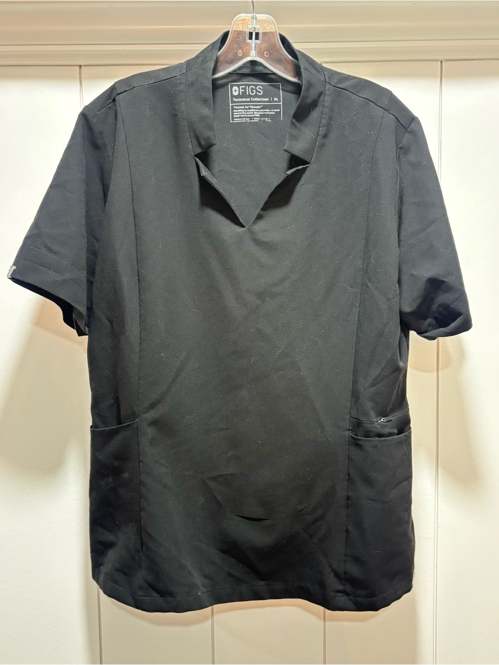 Figs Womens Inala Scrub Top Size XL  Black Medical Dental Vet EUC